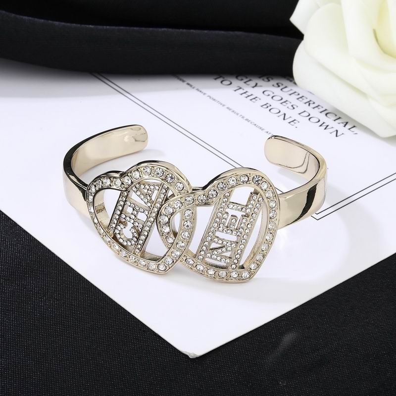 Chanel Bracelet 05yxs20